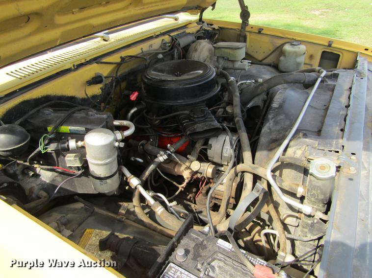 image for item DD5762 1983 Chevrolet Scottsdale 10 pickup truck