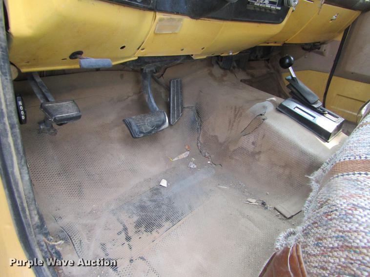 image for item DD5762 1983 Chevrolet Scottsdale 10 pickup truck