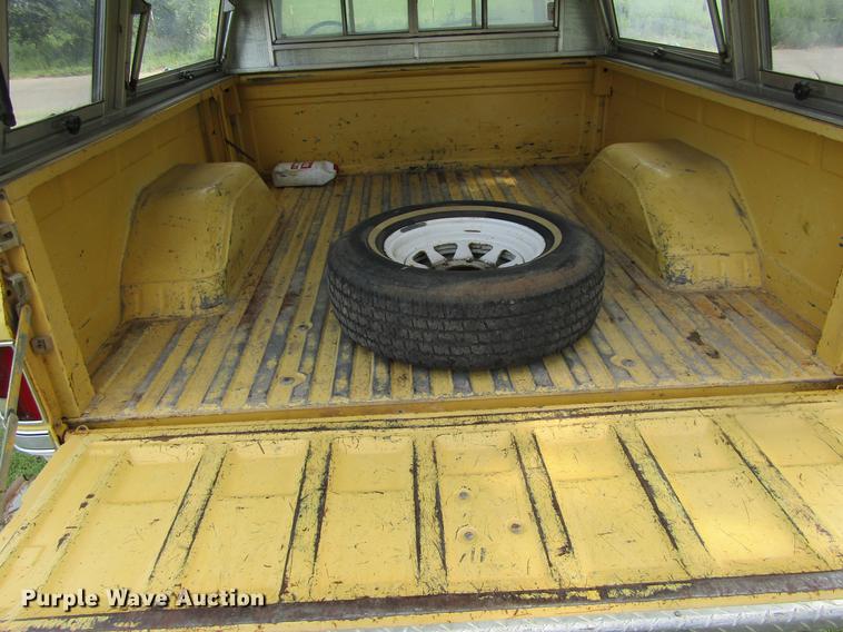 image for item DD5762 1983 Chevrolet Scottsdale 10 pickup truck