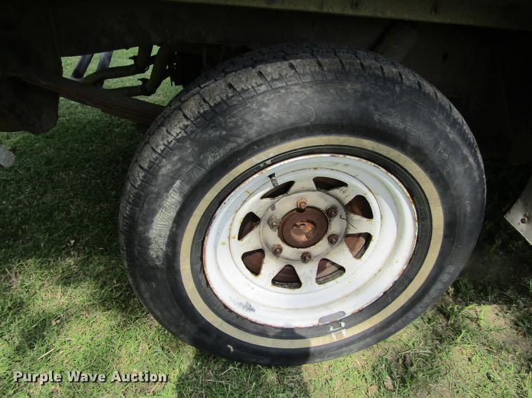 image for item DD5762 1983 Chevrolet Scottsdale 10 pickup truck