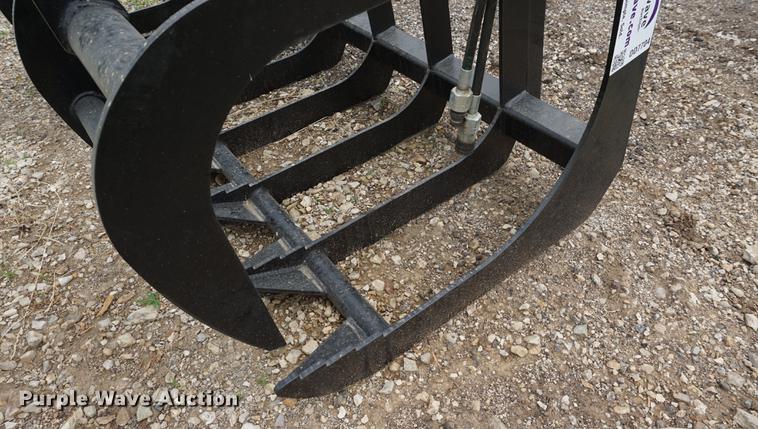 image for item DD7704 Skelton grapple skid steer bucket