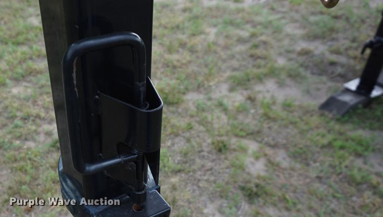 image for item DD7719 2015 Big Tex 22GNHD equipment trailer