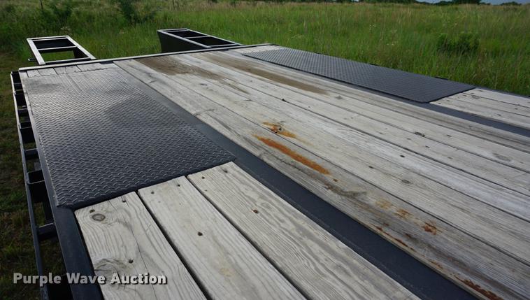 image for item DD7719 2015 Big Tex 22GNHD equipment trailer