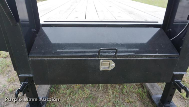 image for item DD7719 2015 Big Tex 22GNHD equipment trailer