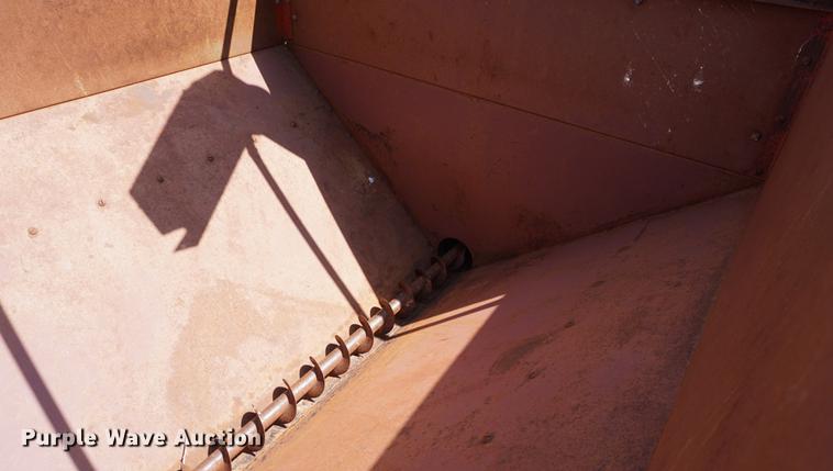 image for item DD7745 Case T100 grain wagon