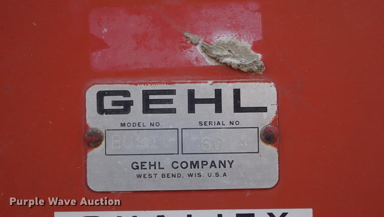 image for item DD7751 Gehl BU910 silage wagon