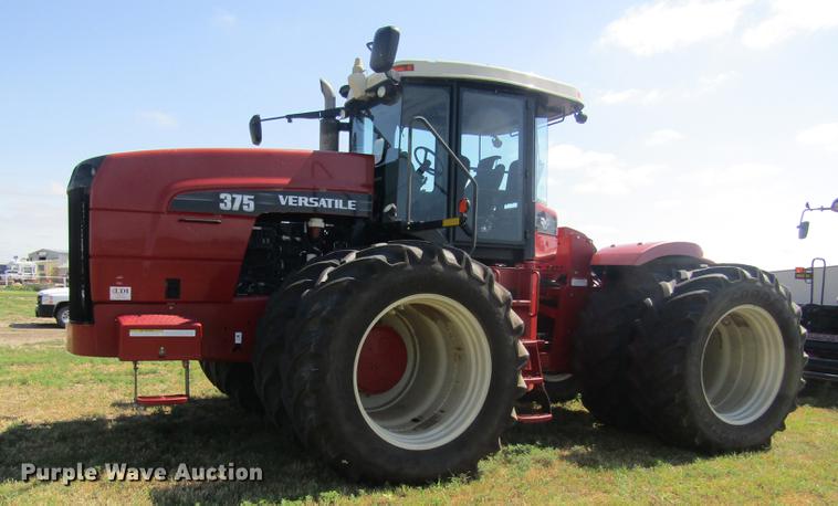 image for item DD8828 2011 Versatile 375 4WD tractor