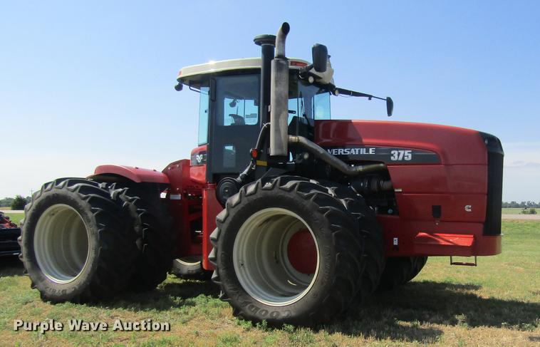 image for item DD8828 2011 Versatile 375 4WD tractor