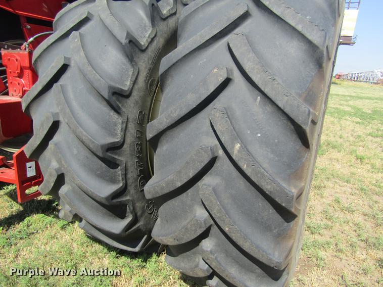 image for item DD8828 2011 Versatile 375 4WD tractor