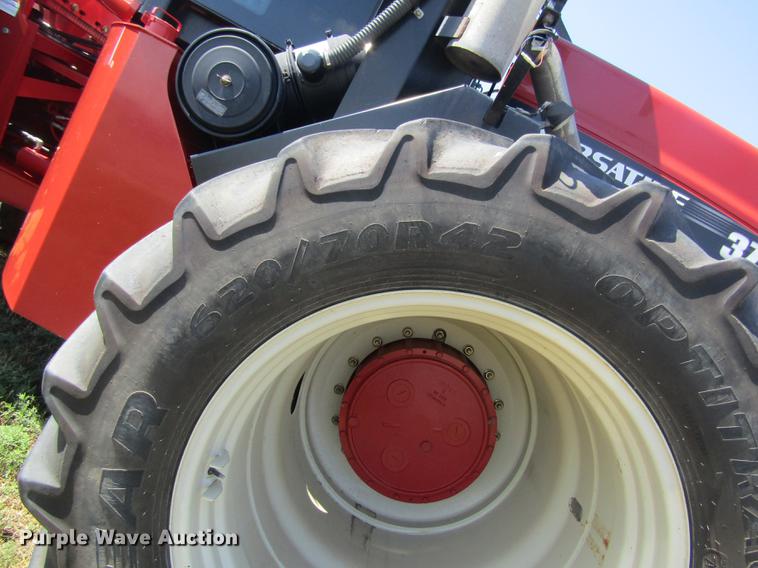 image for item DD8828 2011 Versatile 375 4WD tractor