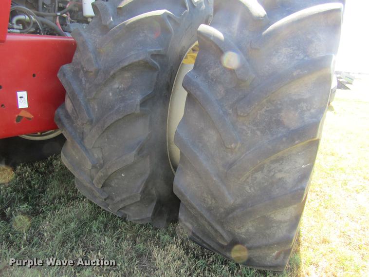 image for item DD8828 2011 Versatile 375 4WD tractor