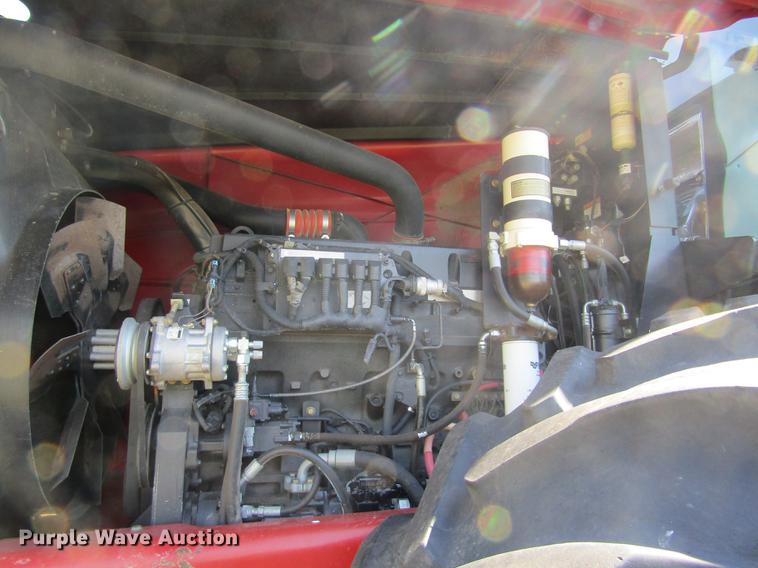 image for item DD8828 2011 Versatile 375 4WD tractor