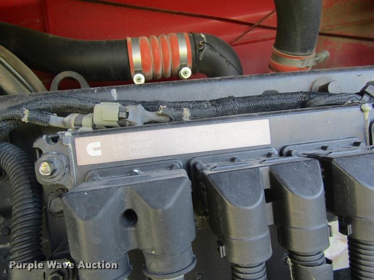 image for item DD8828 2011 Versatile 375 4WD tractor