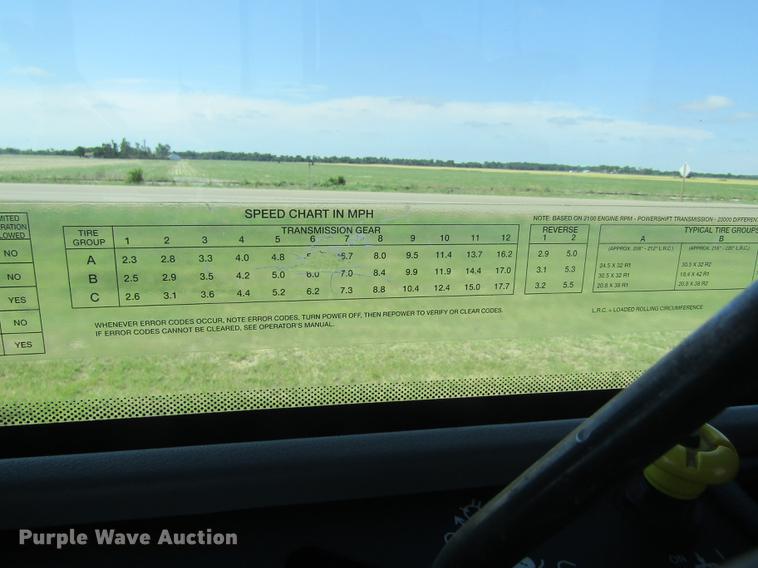 image for item DD8828 2011 Versatile 375 4WD tractor