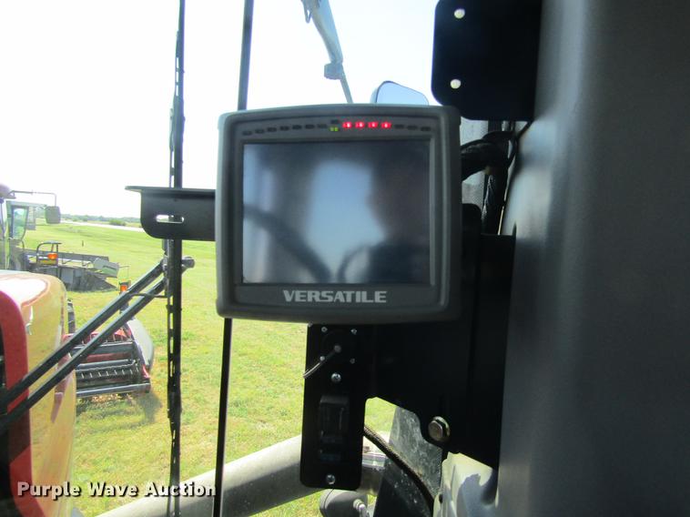 image for item DD8828 2011 Versatile 375 4WD tractor