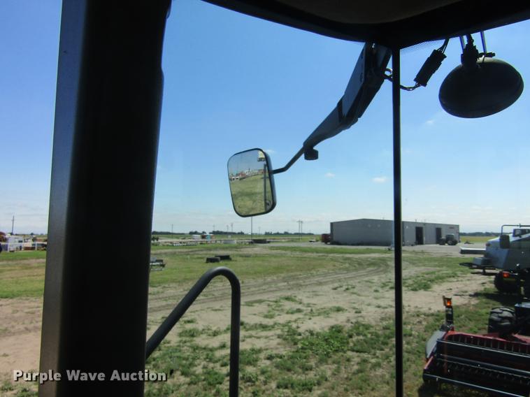 image for item DD8828 2011 Versatile 375 4WD tractor