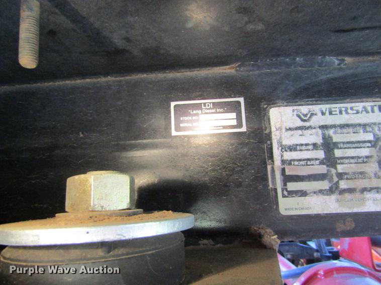 image for item DD8828 2011 Versatile 375 4WD tractor