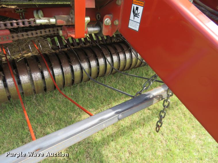 image for item DE6340 2008 Massey Ferguson Hesston 2756A round baler