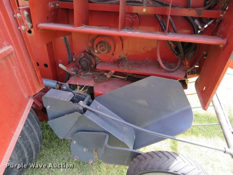 image for item DE6340 2008 Massey Ferguson Hesston 2756A round baler