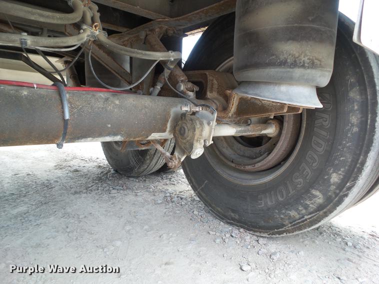 image for item DZ9347 2015 Wilson DWH 550B double hopper grain trailer