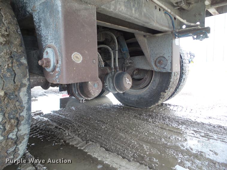 image for item DZ9369 1997 Dorsey enclosed tender trailer