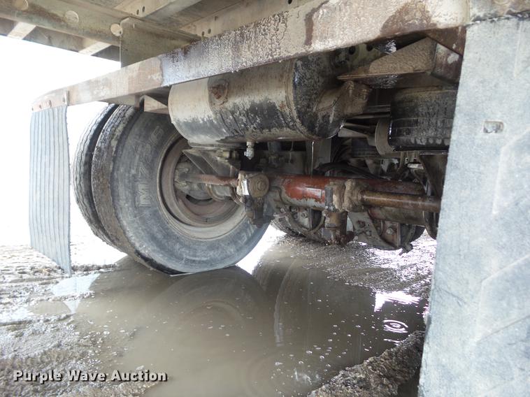 image for item DZ9369 1997 Dorsey enclosed tender trailer