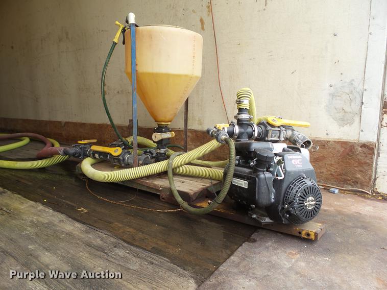 image for item DZ9369 1997 Dorsey enclosed tender trailer