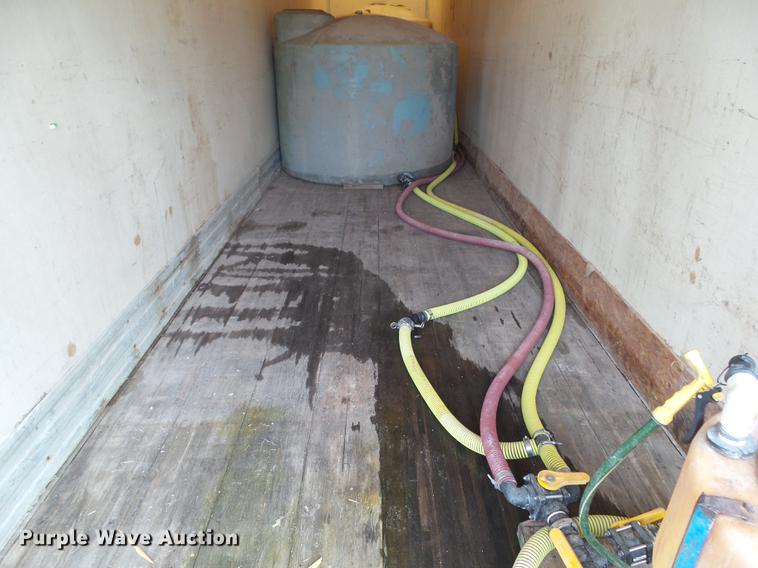 image for item DZ9369 1997 Dorsey enclosed tender trailer