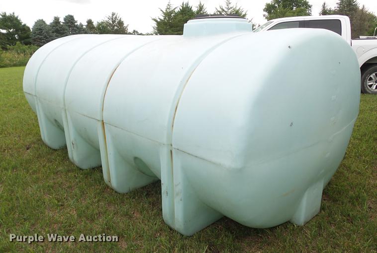 image for item DZ9371 Poly tank