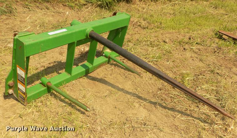 image for item DZ9509 Frontier bale spear