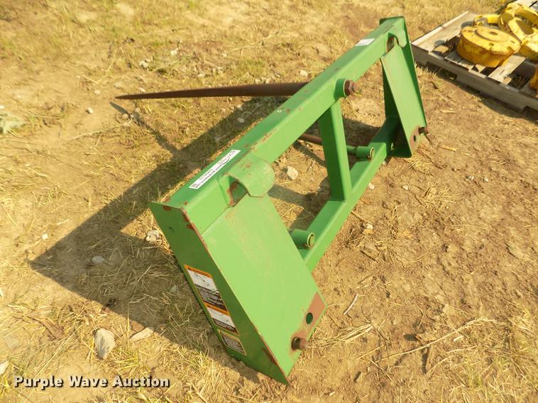 image for item DZ9510 Frontier bale spear