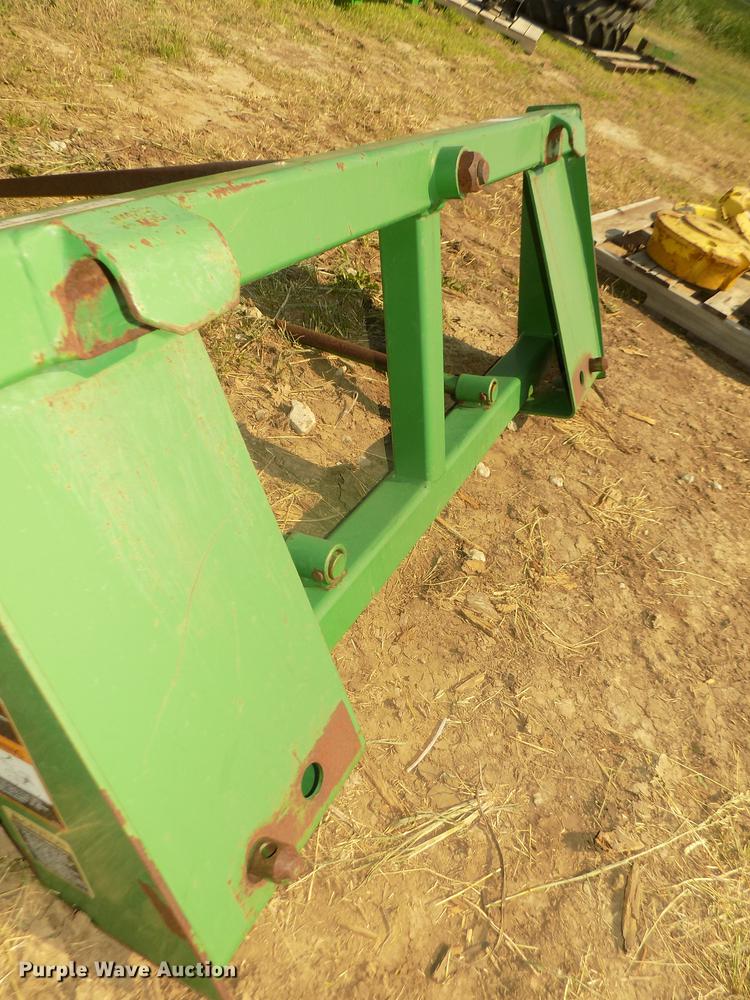 image for item DZ9510 Frontier bale spear