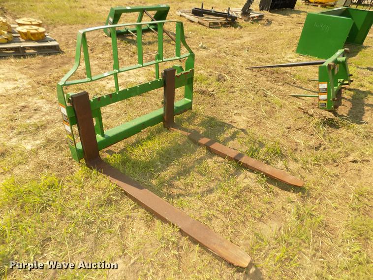 image for item DZ9511 Frontier pallet forks