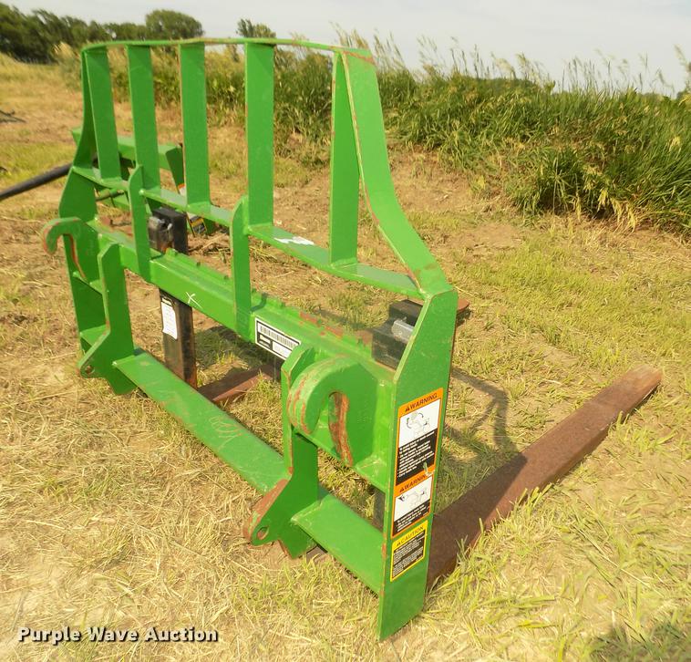 image for item DZ9511 Frontier pallet forks