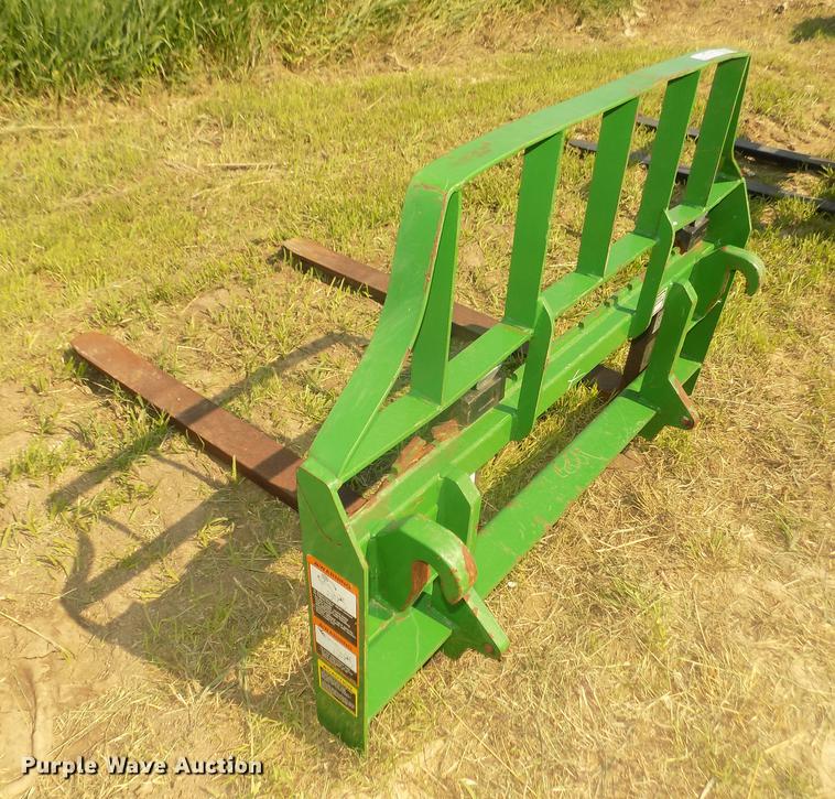image for item DZ9511 Frontier pallet forks
