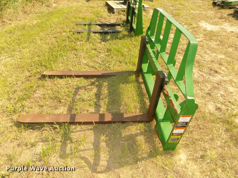 image for item DZ9511 Frontier pallet forks