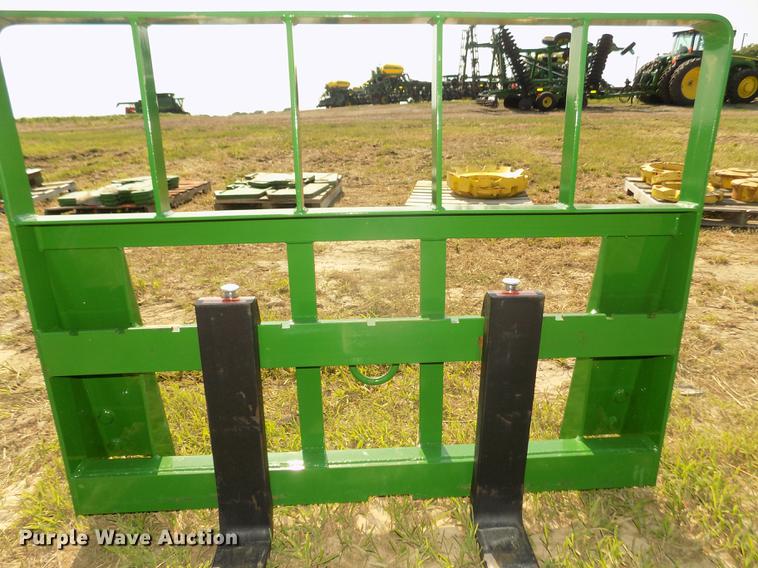 image for item DZ9512 2015 MDS 2615 pallet forks