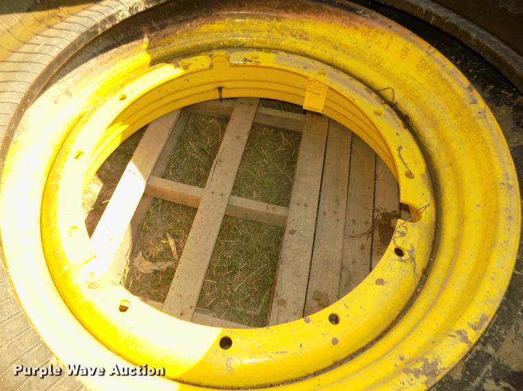 image for item DZ9513 (2) Firestone 460/85R42 tire and wheel