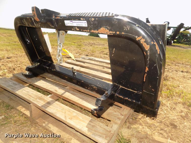 image for item DZ9514 Cat BM18218 three point hitch adapter