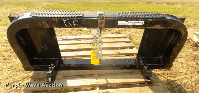 image for item DZ9514 Cat BM18218 three point hitch adapter