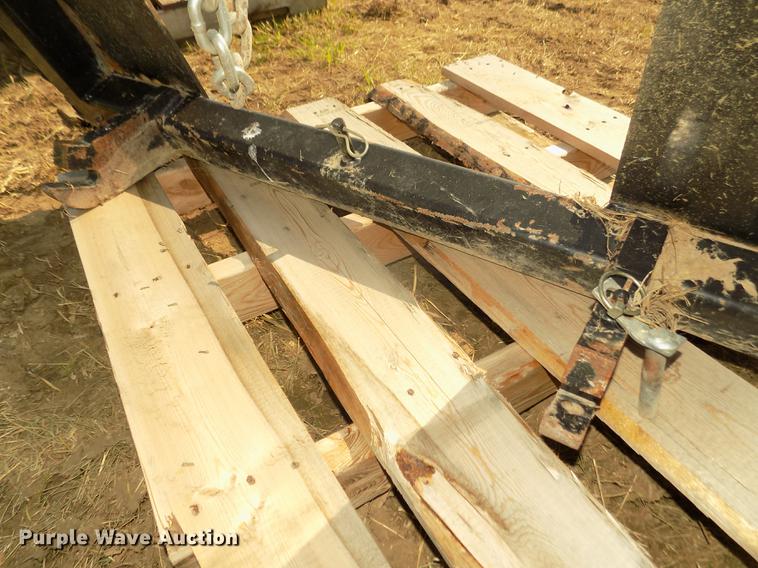 image for item DZ9515 Cat BM18218 three point hitch adapter