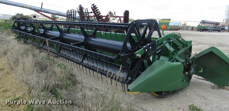 image for item EI9496 2013 John Deere 630F flex head