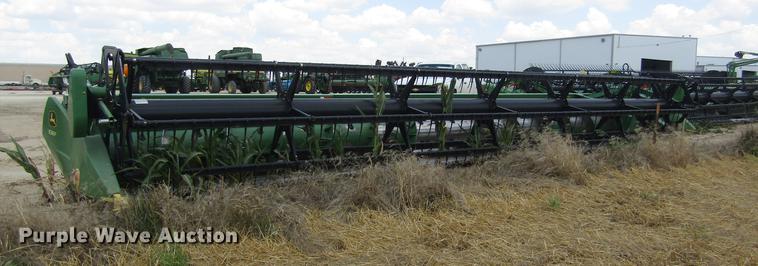 image for item EI9496 2013 John Deere 630F flex head