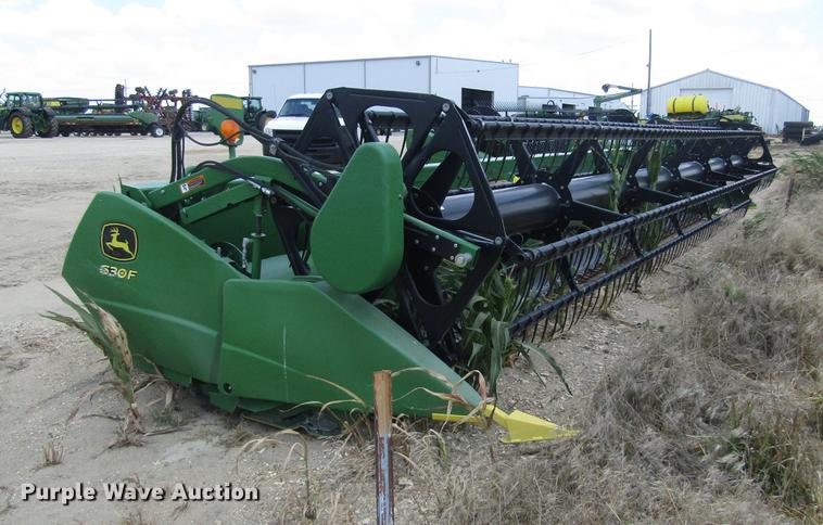 image for item EI9496 2013 John Deere 630F flex head