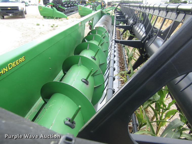 image for item EI9496 2013 John Deere 630F flex head