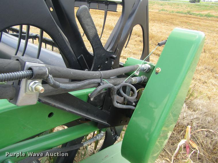 image for item EI9496 2013 John Deere 630F flex head