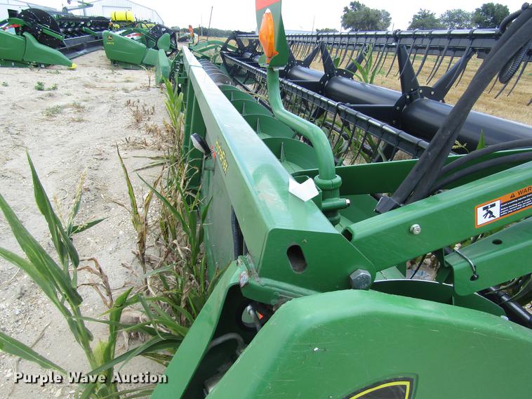 image for item EI9496 2013 John Deere 630F flex head