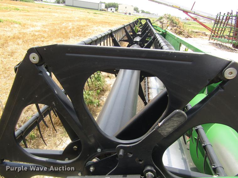 image for item EI9496 2013 John Deere 630F flex head