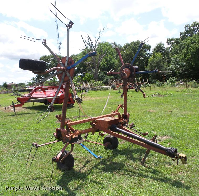 image for item EI9845 Hay tedder