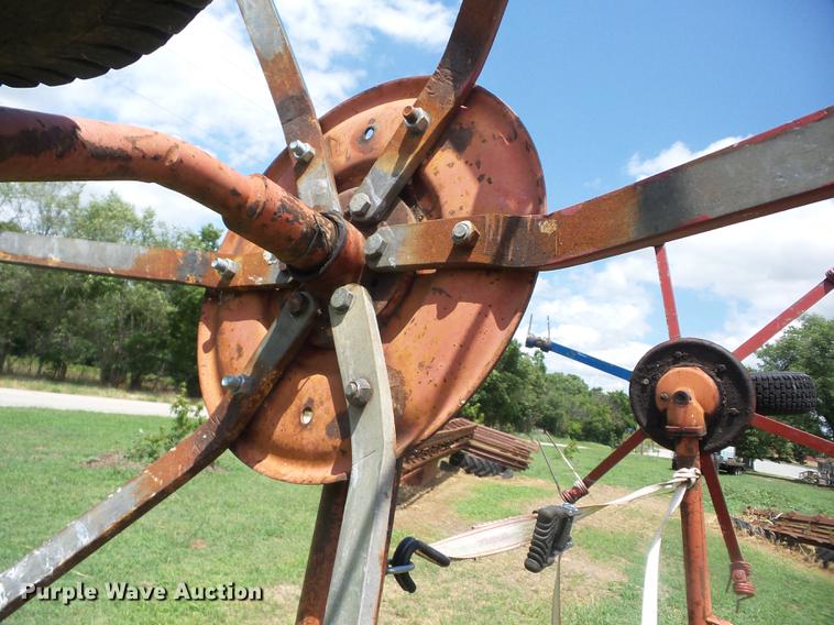 image for item EI9845 Hay tedder